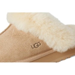 UGG Disquette Slipper B0DRDRHVG2 - La Réinvention du Chausson Classique