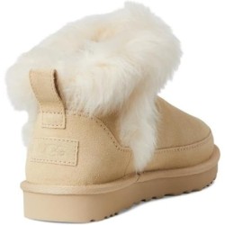 Bottes Chalet Classic UGG Ultra Mini B0DPRT26WP